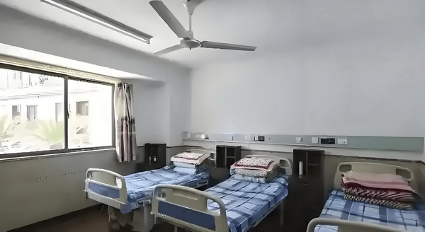 深圳中级职称入户_要出道了吗？！霍汶希女儿hanni杂志封面首秀 要出道大会上作讲了演我在